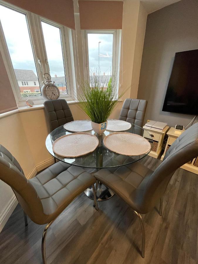 Empire Serviced Apartments Hinckley Exteriör bild